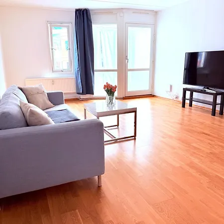 Busterminal Apartment